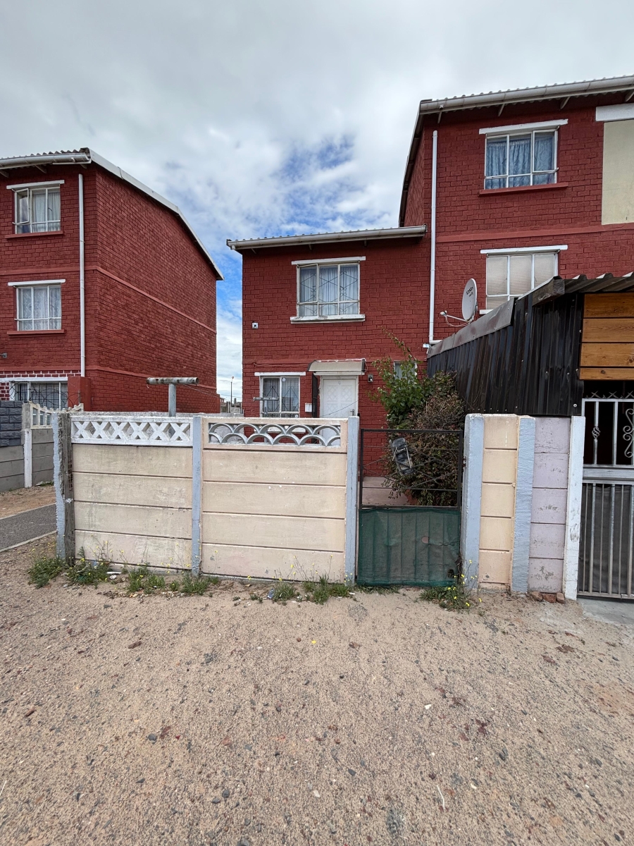 2 Bedroom Property for Sale in Woodlands Western Cape